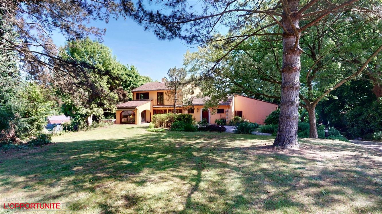 villa