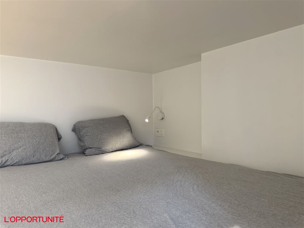 TB appartement ensoleillé,  fraîchement rénové, vue mer partiel (5 ° étage)