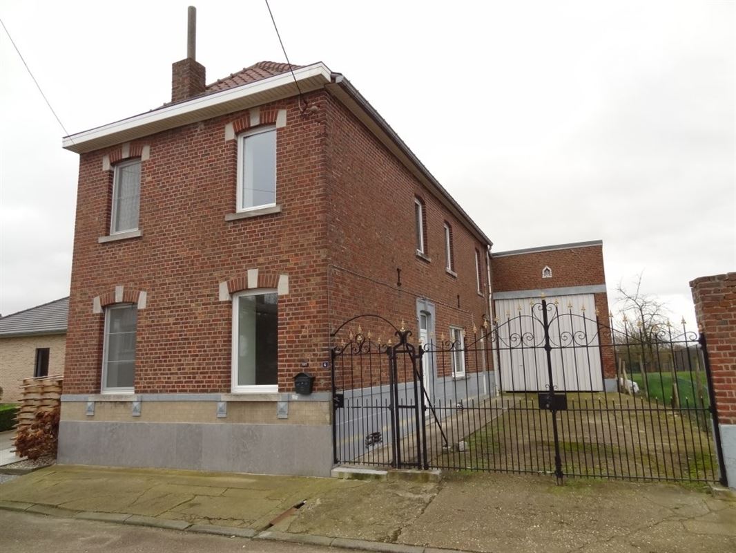 Half-open bebouwing te 3700 LAUW (België) - Prijs € 895