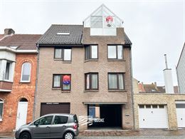 Res. Jolie 0101 - Leuk op te frissen appartement met twee slaapkamers en garage in het hartje van Nieuwpoort-Stad - Gelegen op de eerste verdieping va...
