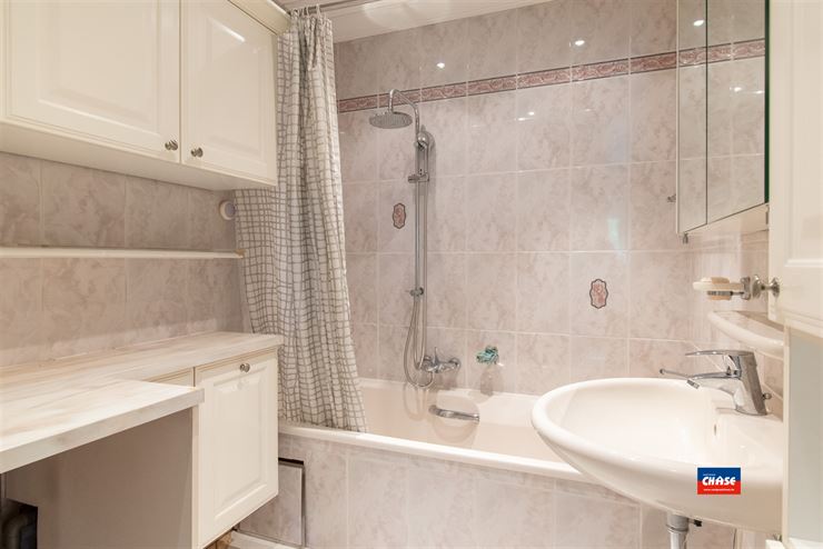Foto 9 : Appartement te 2660 HOBOKEN (België) - Prijs € 185.000