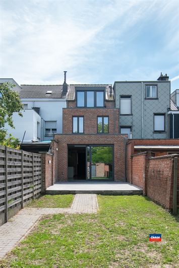 Foto 9 : Huis te 2660 HOBOKEN (België) - Prijs € 399.000