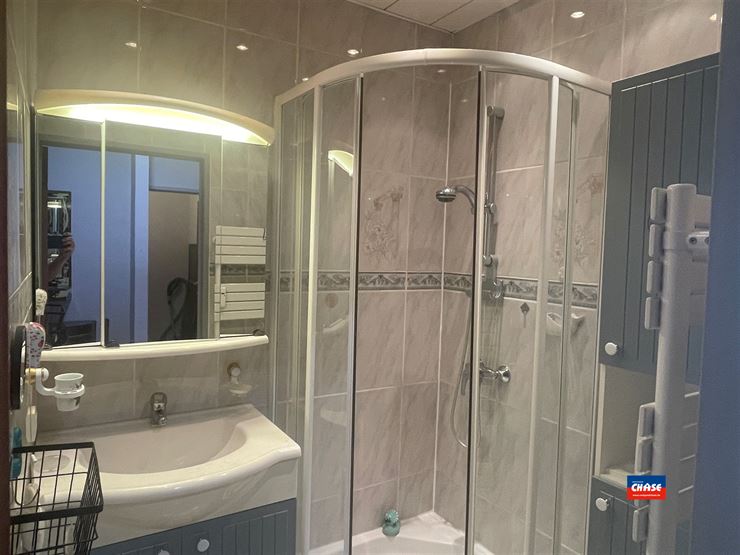 Foto 10 : Appartement te 2600 BERCHEM (België) - Prijs € 235.000