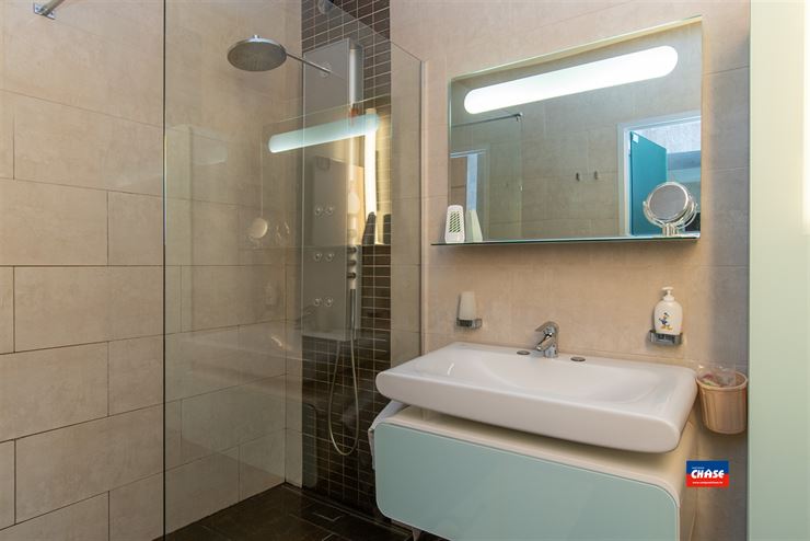 Foto 10 : Gelijkvloers appartement te 2660 HOBOKEN (België) - Prijs € 215.000