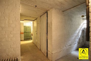 Foto 17 : Opbrengsteigendom te 2610 WILRIJK (België) - Prijs € 650.000