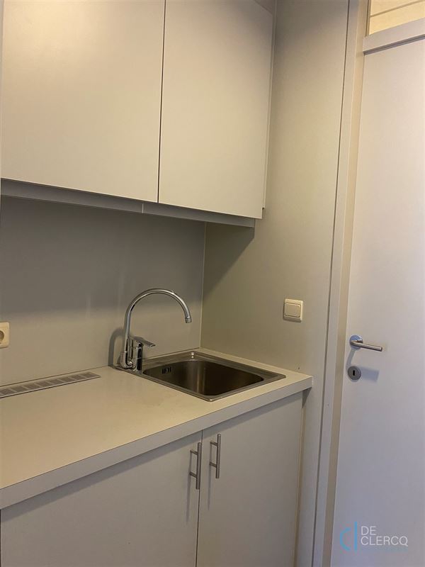 Foto 9 : Burelen te 9080 LOCHRISTI (België) - Prijs € 2.500