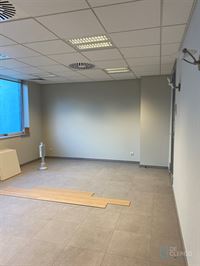 Foto 10 : Burelen te 9080 LOCHRISTI (België) - Prijs € 2.500