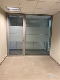 Foto 7 : Burelen te 9080 LOCHRISTI (België) - Prijs € 2.500