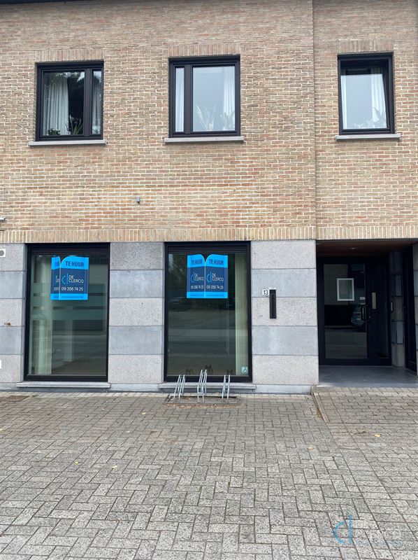 Foto 1 : Burelen te 9080 Lochristi (België) - Prijs € 1.800