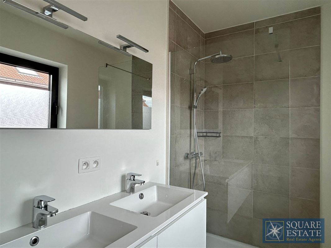 Foto 8 : Duplex/Penthouse te 1780 WEMMEL (België) - Prijs € 1.900