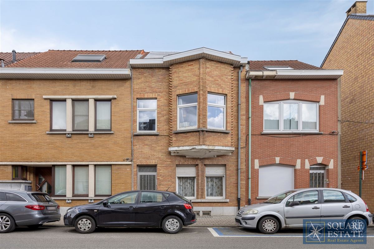 Foto 1 : Appartementsgebouw te 1120 NEDER-OVER-HEEMBEEK (België) - Prijs € 395.000