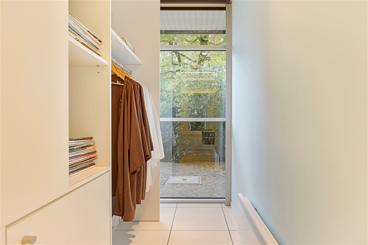 Foto 9 : commercieel gelijkvloers te 2600 BERCHEM (België) - Prijs € 1.950