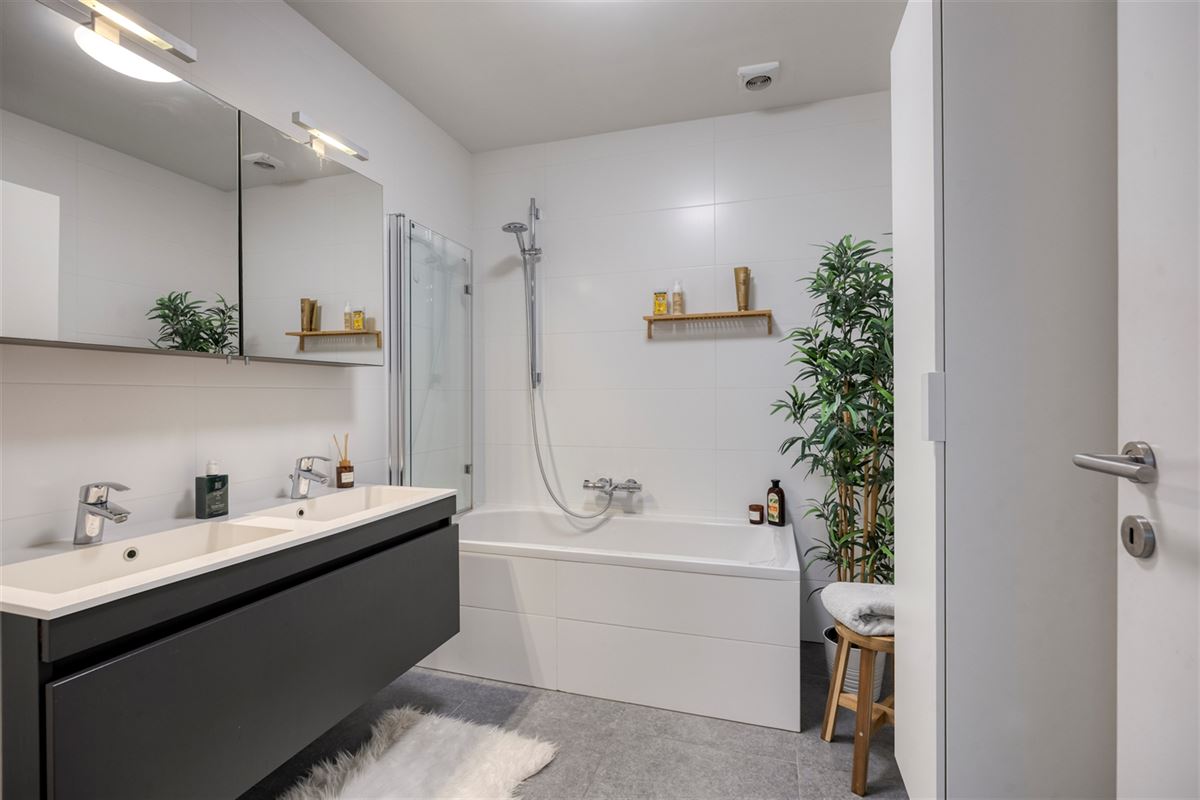 Foto 10 : Appartement te 2540 HOVE (België) - Prijs € 379.000