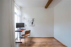 In het hart van het bruisende Prinsenhof wacht deze charmante woning vol karakter op jou. Hier woon je in een oase van rust, verscholen in een van de ...