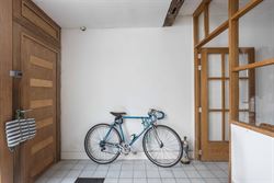 In het hart van het bruisende Prinsenhof wacht deze charmante woning vol karakter op jou. Hier woon je in een oase van rust, verscholen in een van de ...