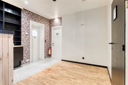 WENST U EEN BEZOEK? SURF NAAR ONZE SITE: WWW.INFINIMO.BE > ZOEK DE DESBETREFFENDE EIGENDOM > REGISTREER U VIA DE KNOP ‘PLAN EEN BEZOEK’.
In het h...