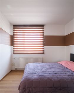 Instapklare gezinswoning met tuin & 4 slaapkamers in Wondelgem.

In een rustige, kindvriendelijke wijk in Wondelgem ontdek je deze hedendaagse wonin...