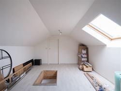Instapklare gezinswoning met tuin & 4 slaapkamers in Wondelgem.

In een rustige, kindvriendelijke wijk in Wondelgem ontdek je deze hedendaagse wonin...
