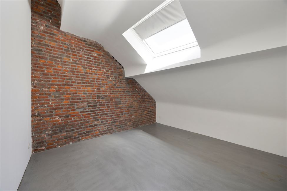 Splendide duplex 2 ch, tt a été refait 2019-2020 !