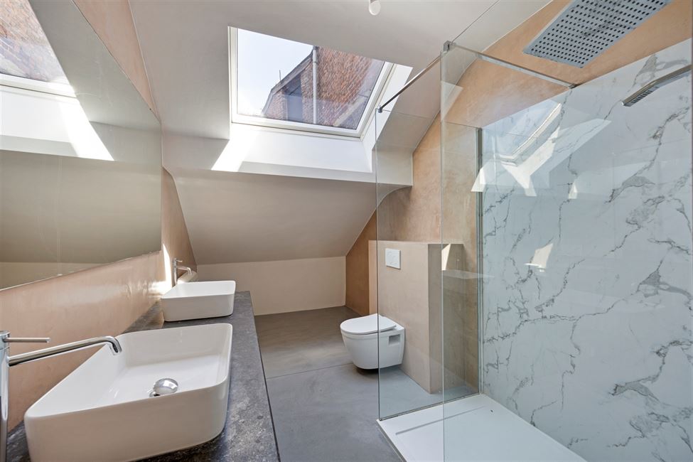 Splendide duplex 2 ch, tt a été refait 2019-2020 !