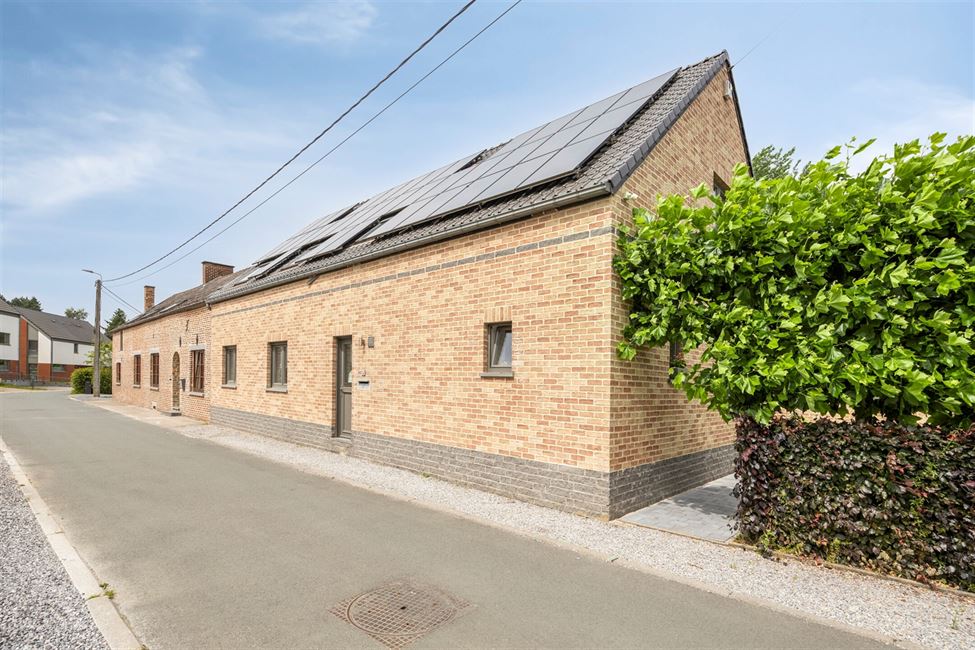 Exceptionnelle propriété, 2 logements, 7 chambres ! 
