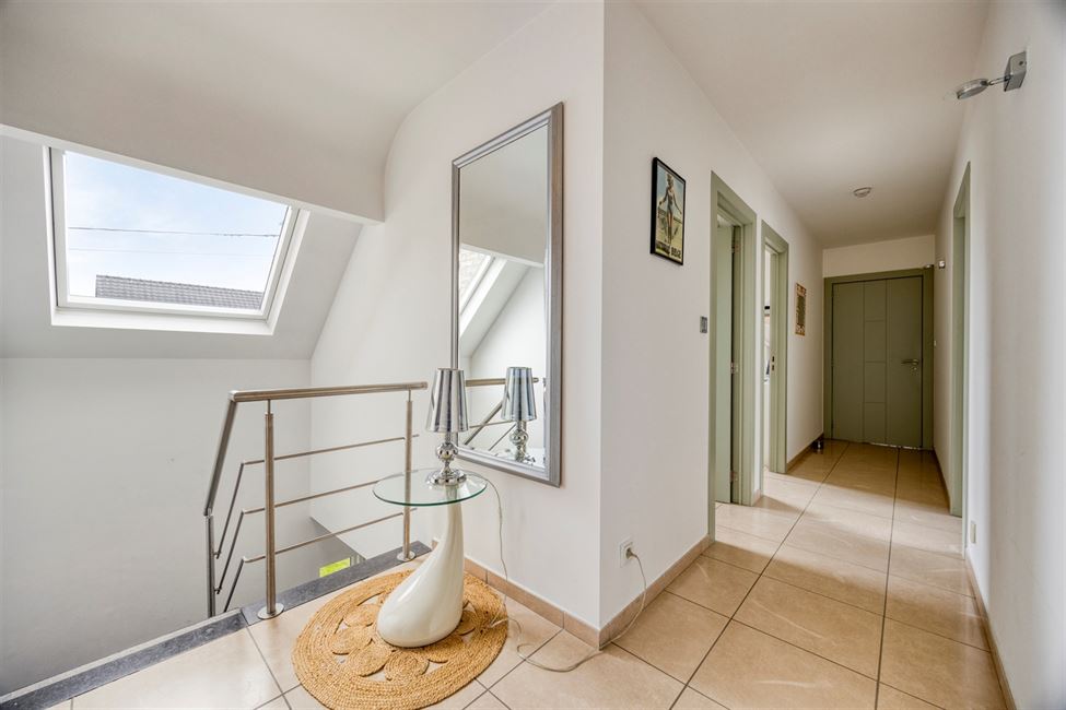 Exceptionnelle propriété, 2 logements, 7 chambres ! 
