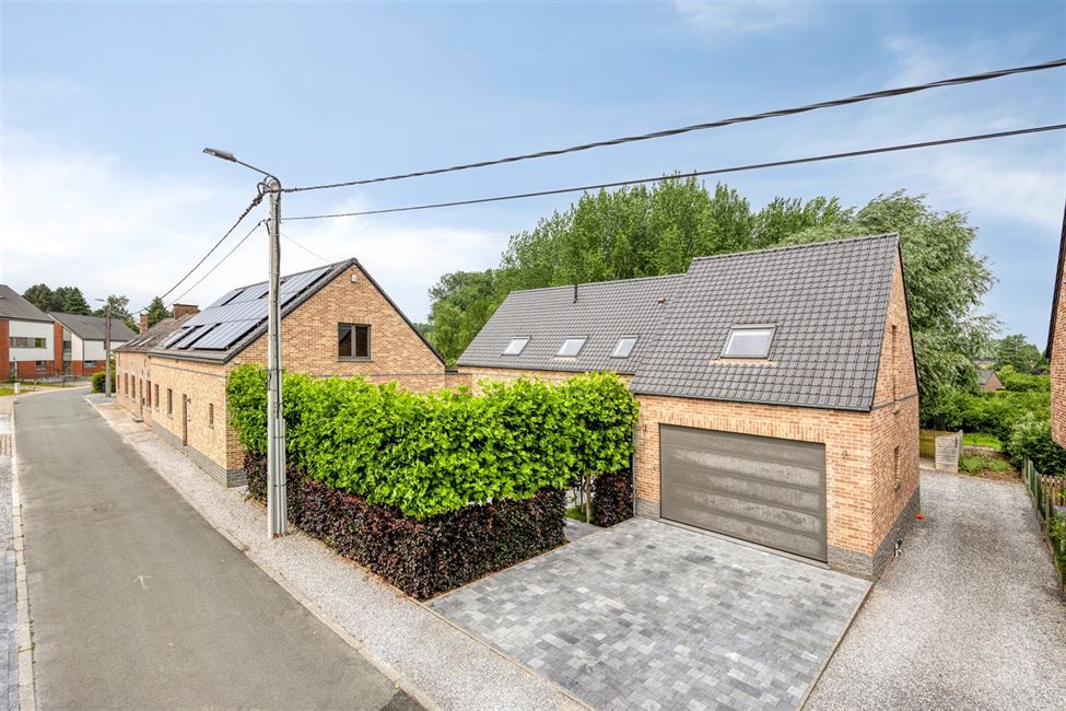 Exceptionnelle propriété, 2 logements, 7 chambres ! 