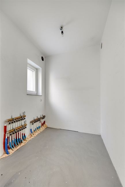 Immeuble entièrement remis à neuf, 2 entités !