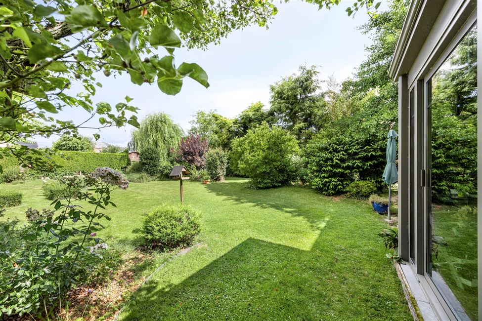 Belle villa 6 ch, avec adorable jardin.