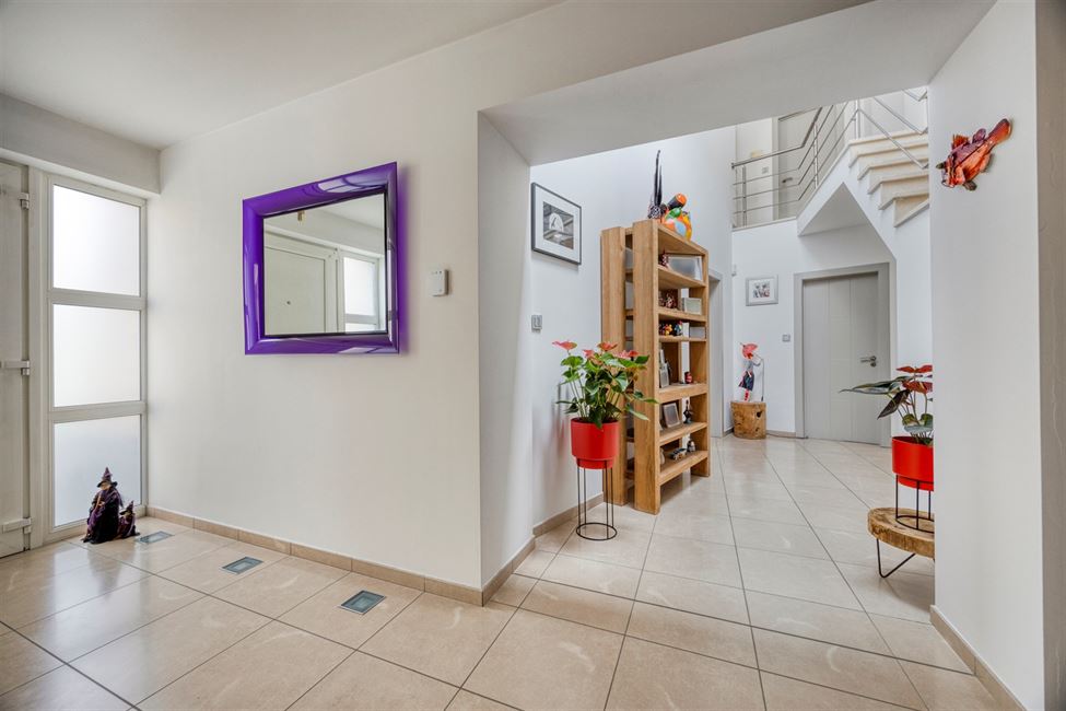 Exceptionnelle propriété, 2 logements, 7 chambres ! 