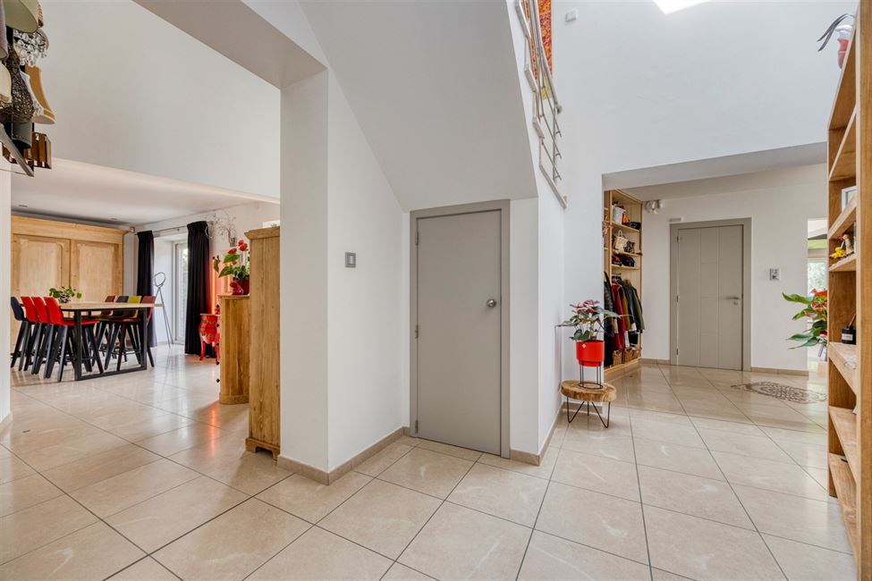 Exceptionnelle propriété, 2 logements, 7 chambres ! 