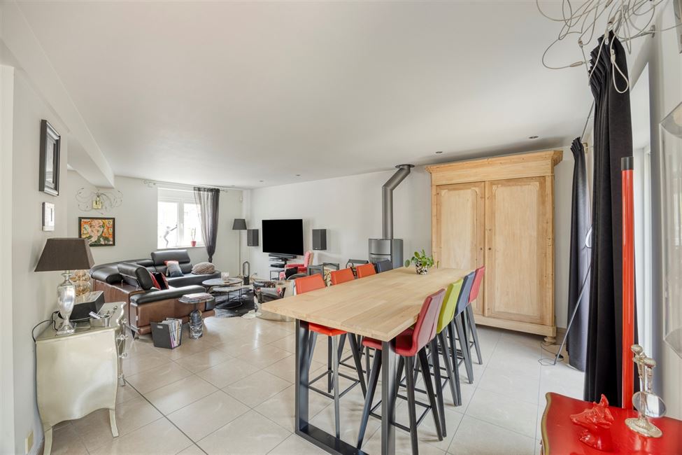 Exceptionnelle propriété, 2 logements, 7 chambres ! 