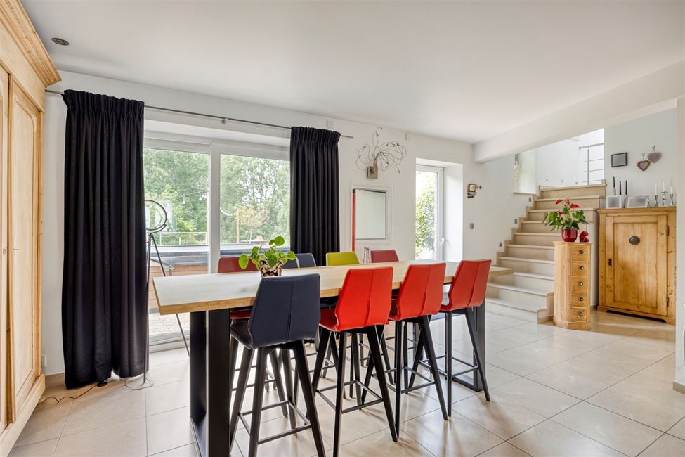Exceptionnelle propriété, 2 logements, 7 chambres ! 