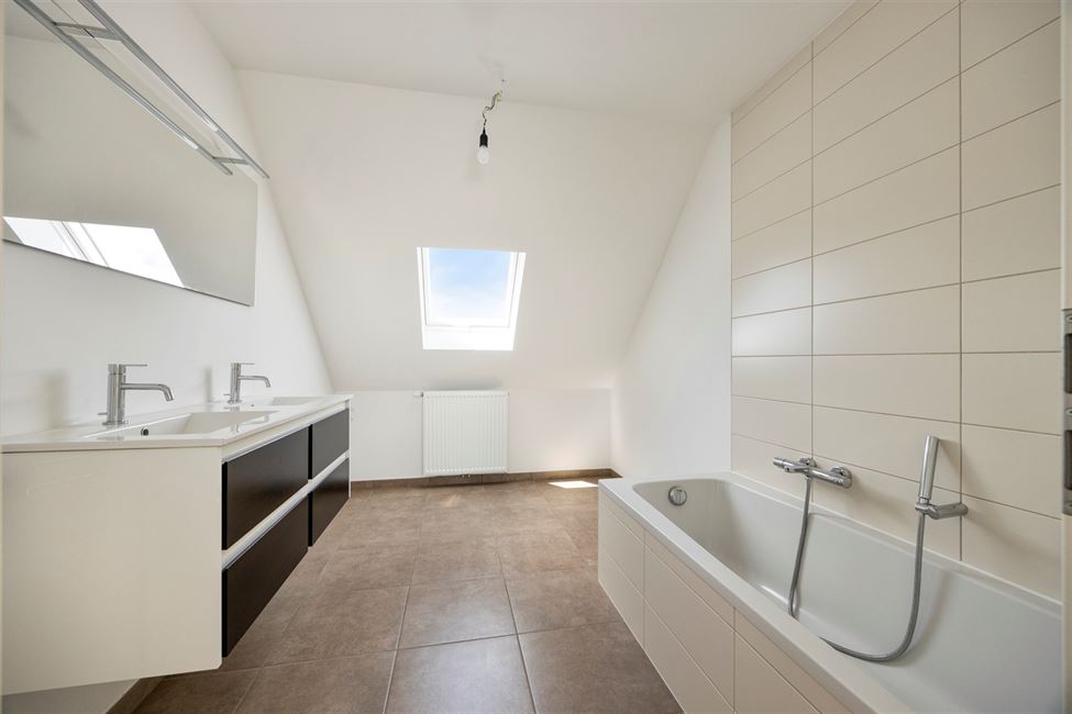 Magnif.maison 4 chambres top quartier ! 
