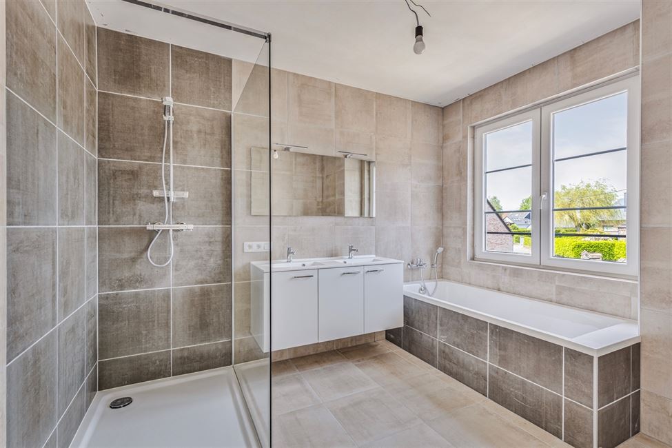Belle villa neuve 3 ch au PEB = A !!! (Grenier aménageable superbe) 