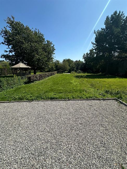 Splendide RDC 1 ch, terrasse, beau jardin