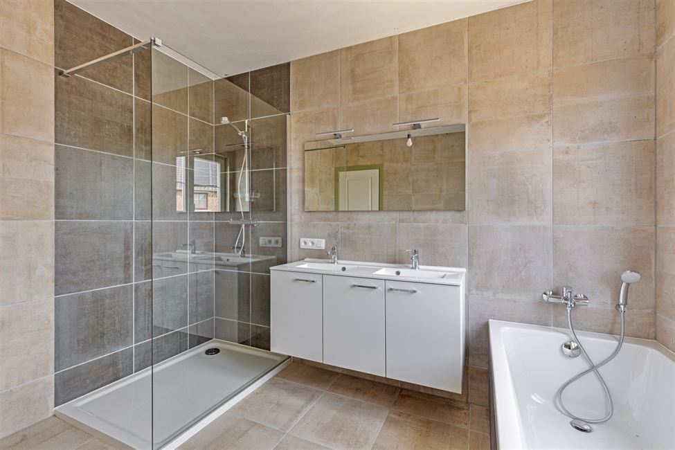Belle villa neuve 3 ch au PEB = A !!! (Grenier aménageable superbe) 