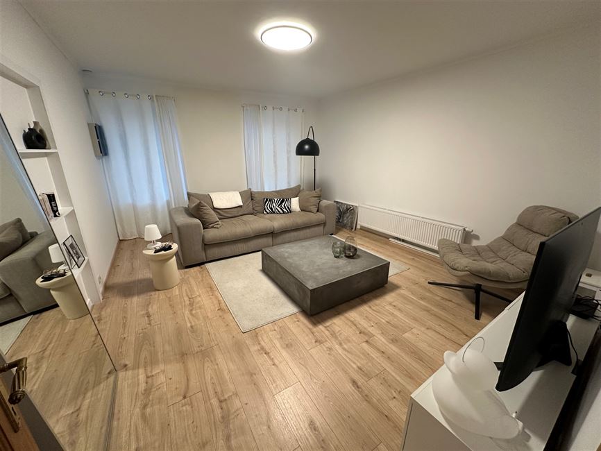 Mignon rdc 1 chambre avec jardin et terrasse communs.