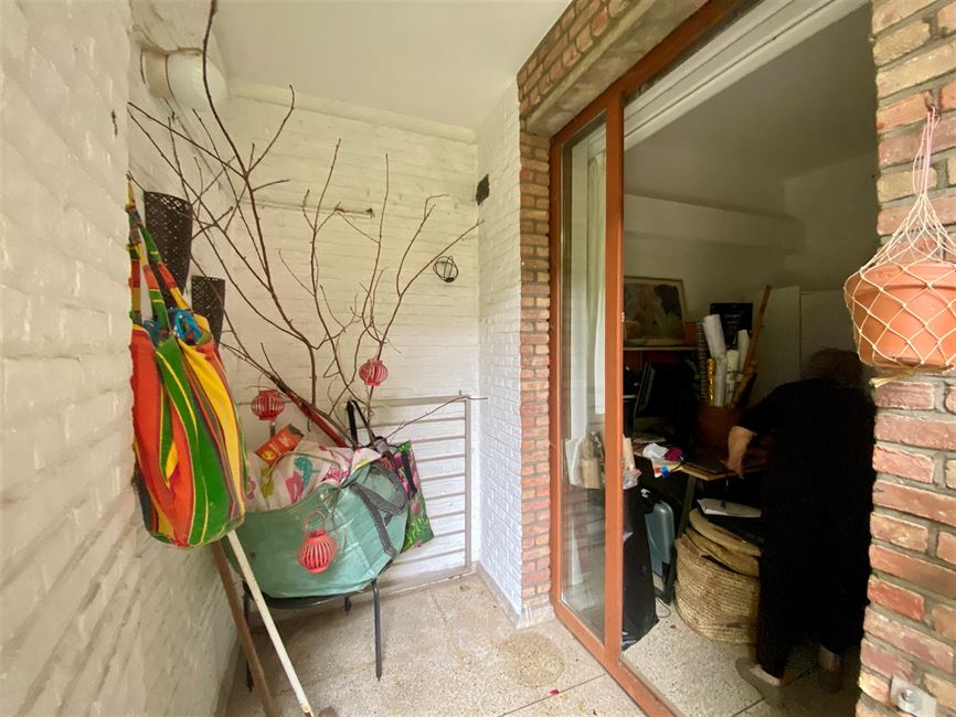 BOONDAEL/PEROU: RDC 1CH + bureau - ancienne conciergerie