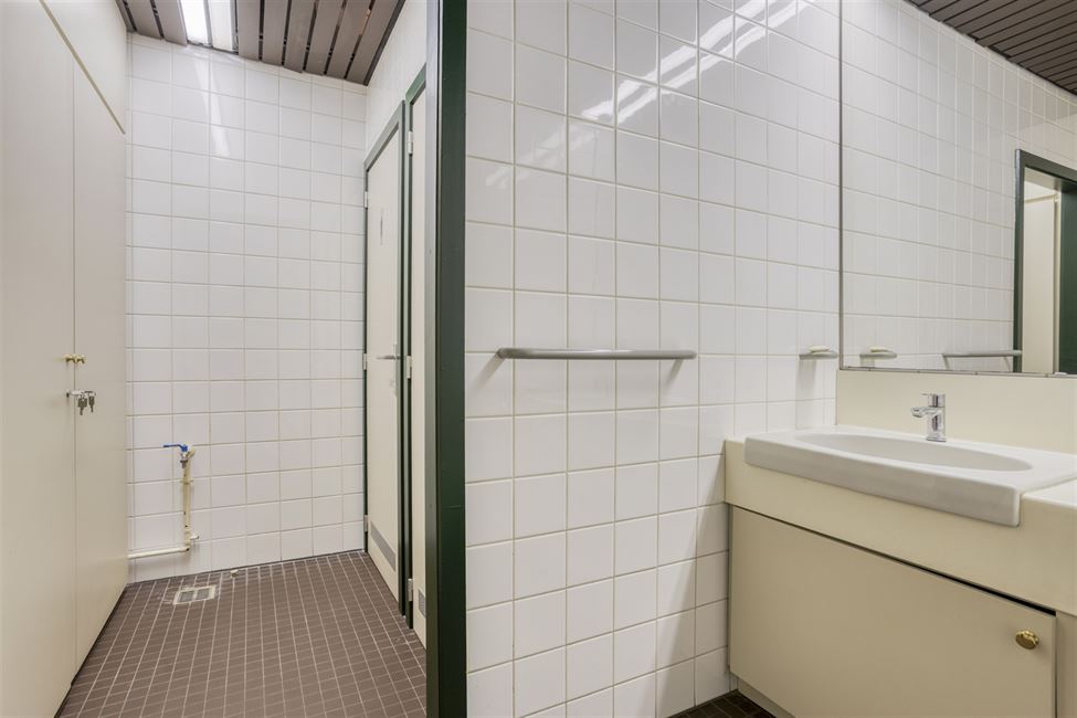 EVERE/NATO AREA: NICE 270M2 OFFICE SPACE