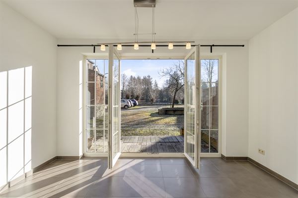 Maison 2 ch dans cadre bucolique, jardin commun! 