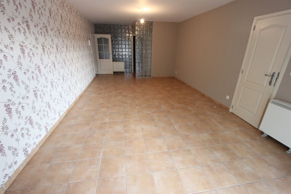 Image 3 : Appartement à 4280 HANNUT (Belgique) - Prix 800 €