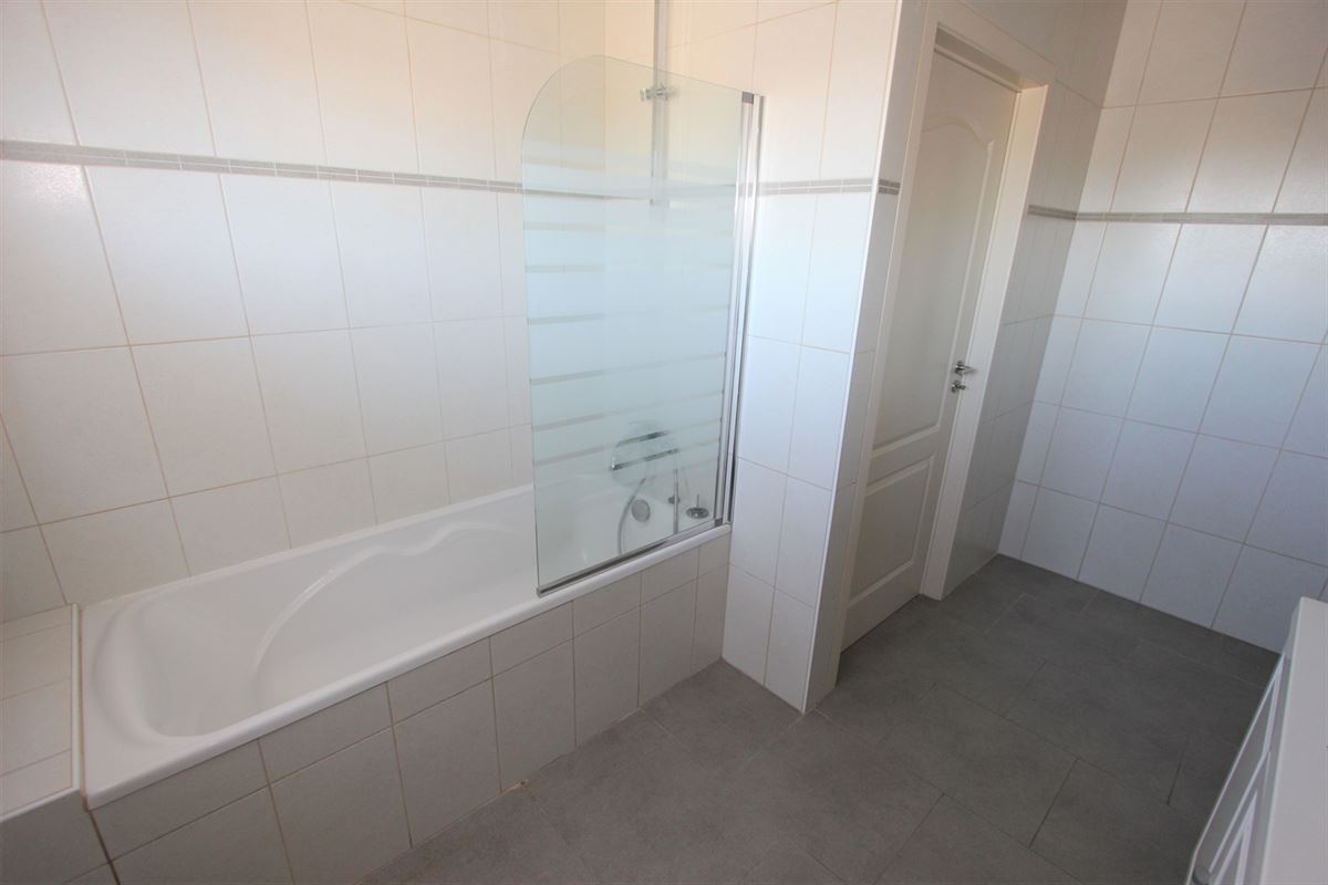 Image 12 : Appartement à 4287 LINCENT (Belgique) - Prix 800 €