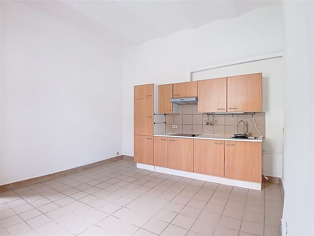 Image 6 : Appartement à 4280 GRAND-HALLET (Belgique) - Prix 780 €