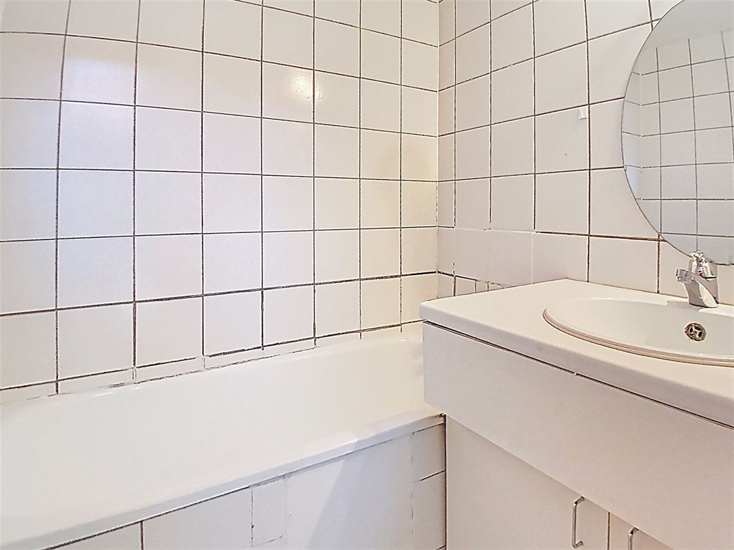 Image 8 : Appartement à 4280 GRAND-HALLET (Belgique) - Prix 780 €