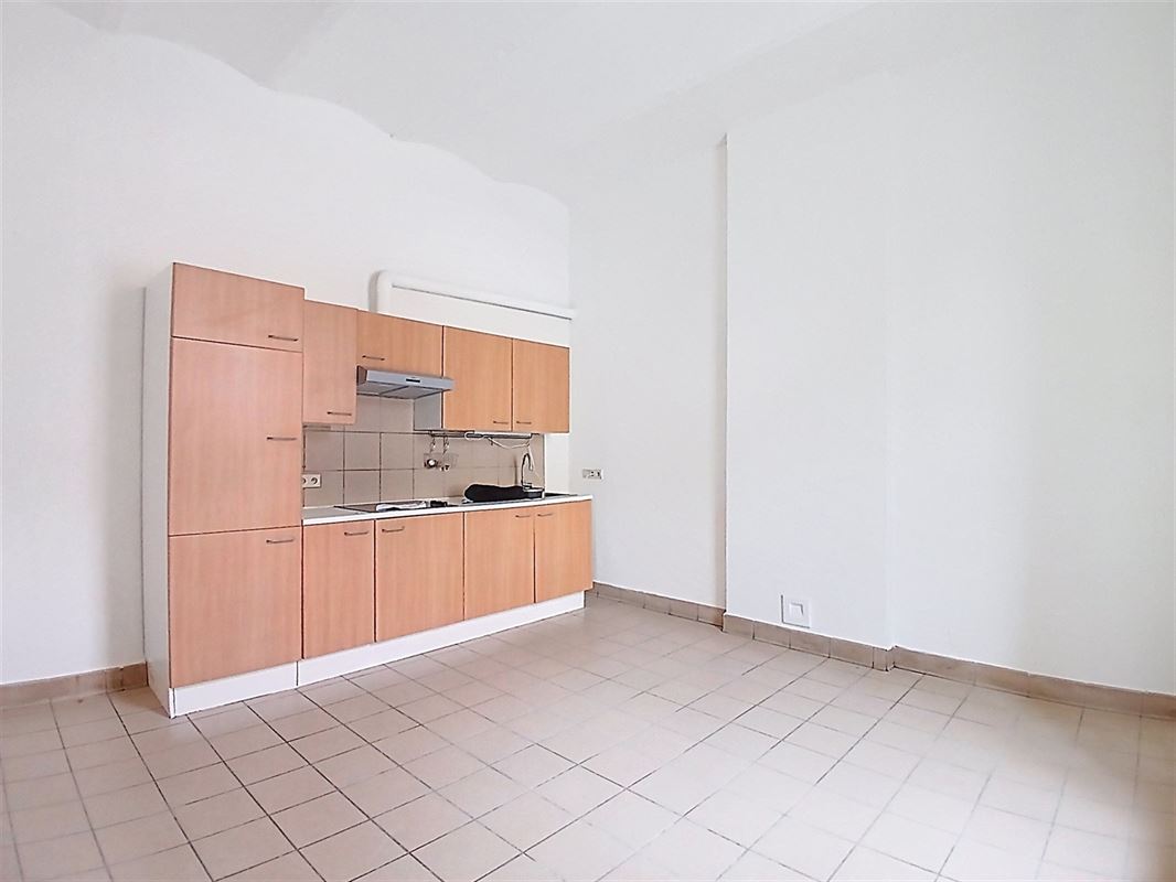 Image 5 : Appartement à 4280 GRAND-HALLET (Belgique) - Prix 780 €