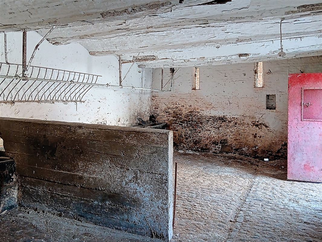 Image 28 : Ferme en carré à 4210 BURDINNE (Belgique) - Prix 300.000 €