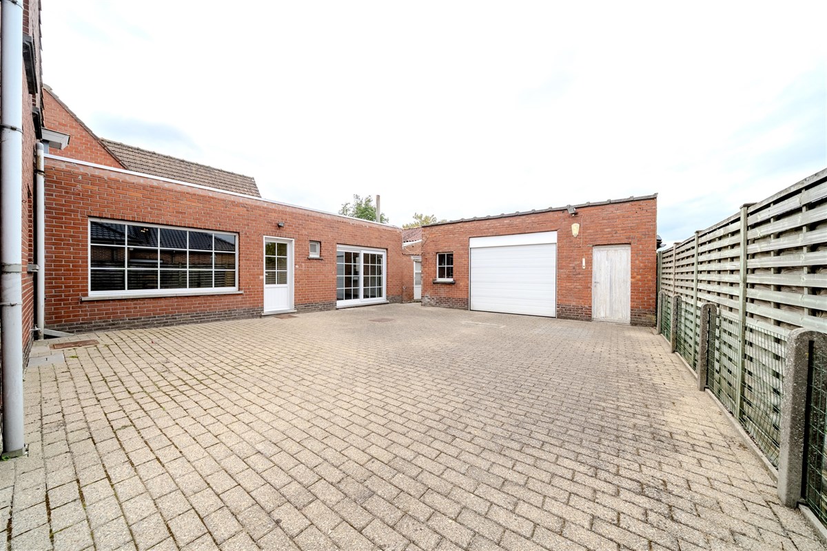 Foto 1 : Huis te 8720 DENTERGEM (België) - Prijs € 300.000