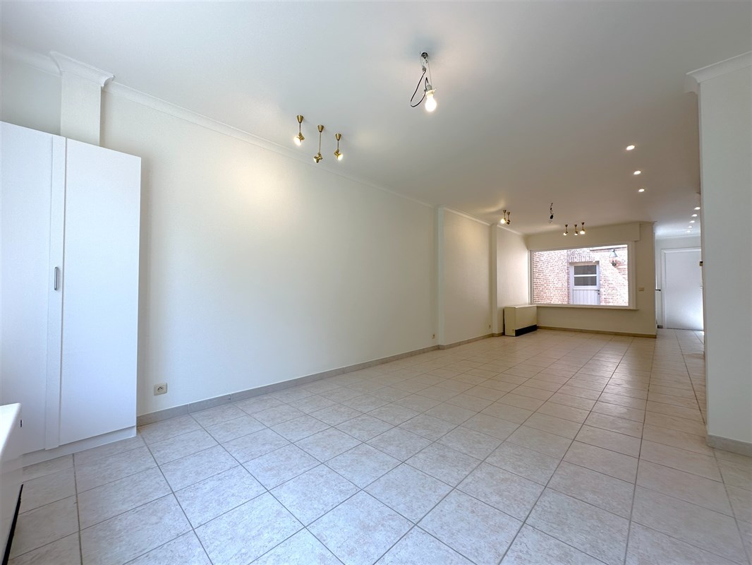 Foto 1 : Huis te 8700 TIELT (België) - Prijs € 800