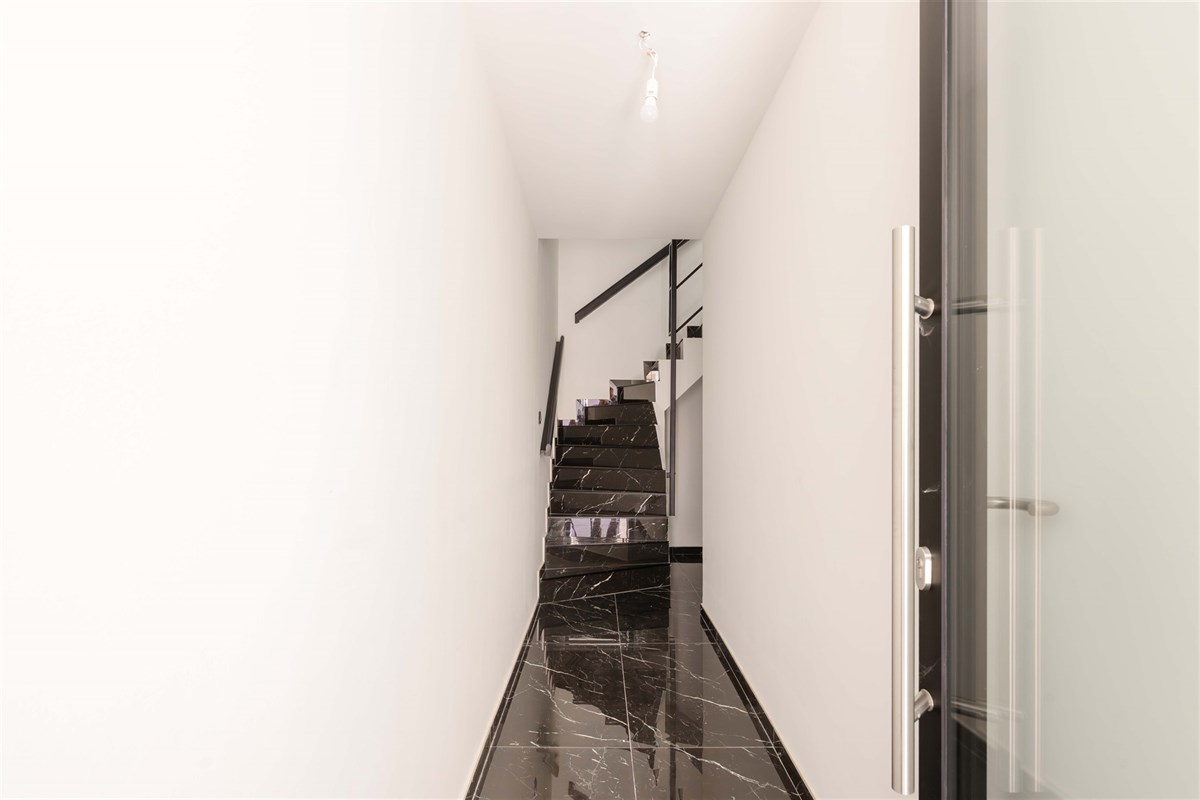 Foto 1 : Gelijkvloers te 8700 TIELT (België) - Prijs € 229.000